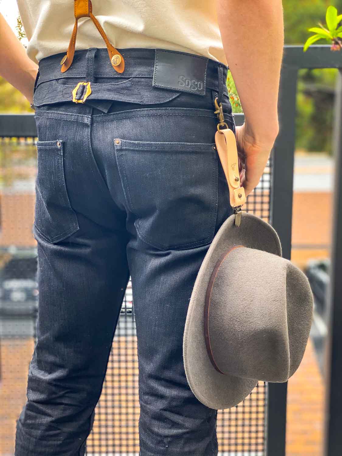 Porte-clés / Porte-chapeau Cuir No. A8010