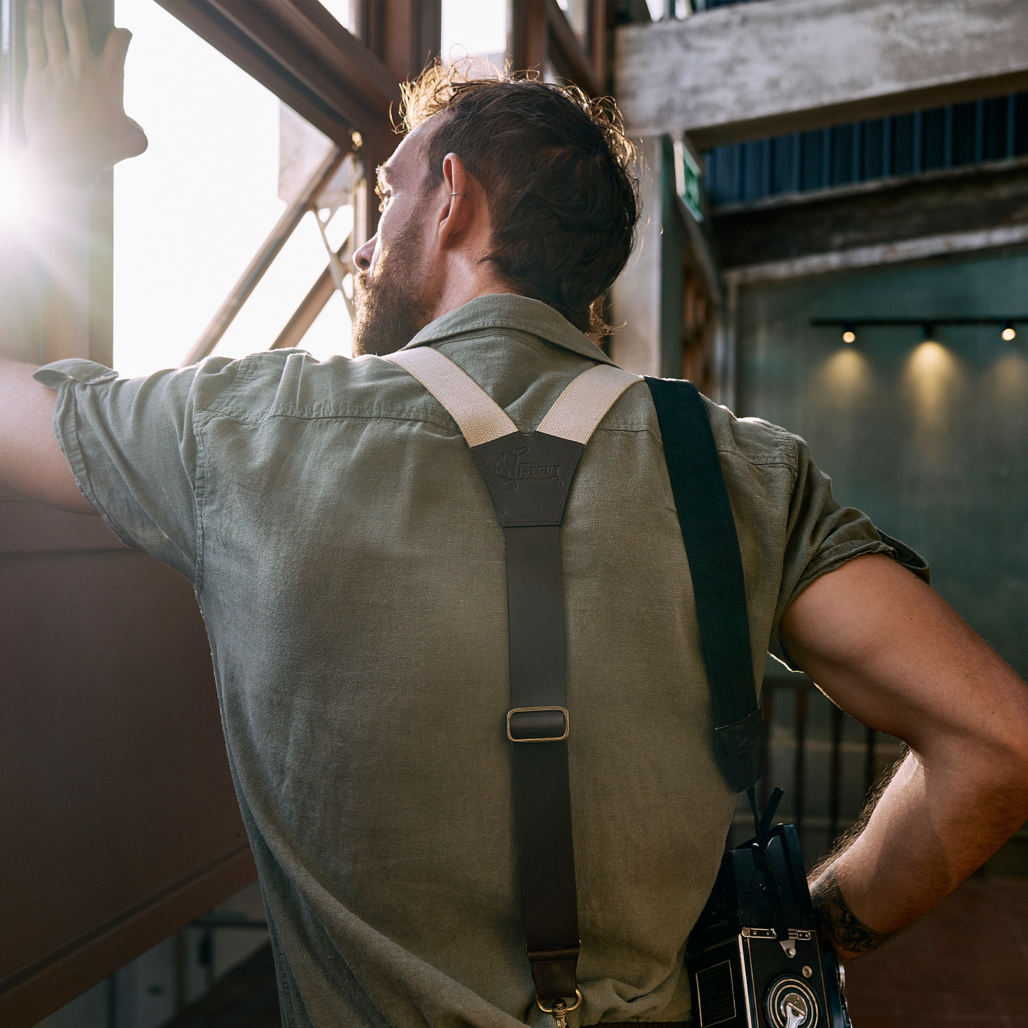Authentic nubuck leather Army Green Flex Suspenders – Charger Authentic nubuck leather Army Green Flex Suspenders – Charger